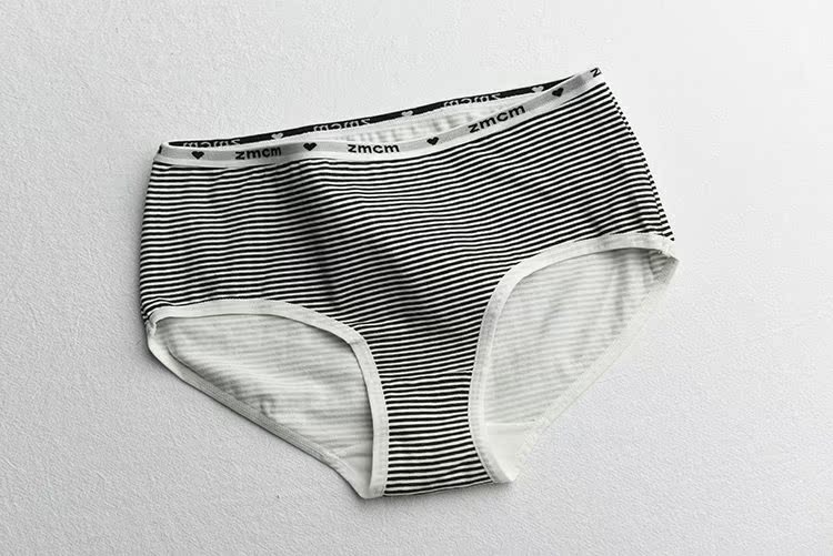 Đơn giản và nhỏ đồ lót của phụ nữ tươi Màu sọc đơn giản Quần lót cotton thể thao phong cách châu Âu và Mỹ Hộp quà tặng quần lót đùi nam