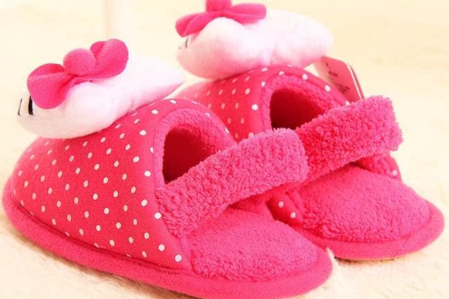 Chaussons enfants en suède HELLOKITTY - Ref 1015552 Image 10