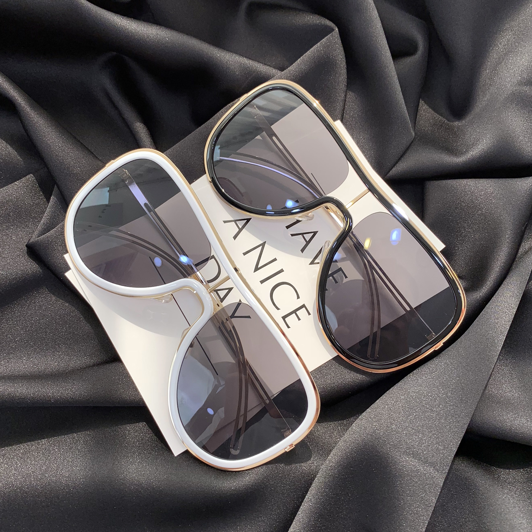 South Korea's new big frame Harajuku sunglasses women round face net red sunglasses big face glasses female beauty artifact tide