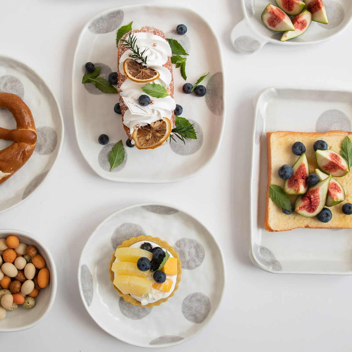 Spot exports japanese hand-painted pol dot original hand-made ceramic tableware designer gray wave point coarse ceramic plate