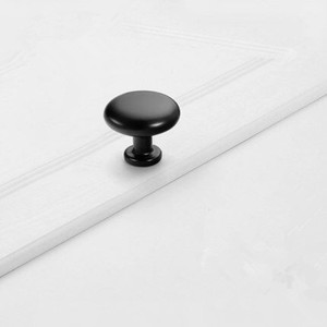 北欧轻奢黑色衣柜门拉手