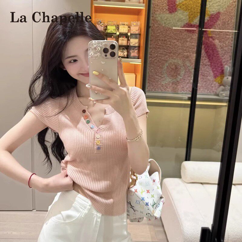 La Chapelle Pink Dopamine Half-Open V-Neck Short-Sleeve T-Shirt for Women, Summer Design, Slim Fit, Unique Knit Top