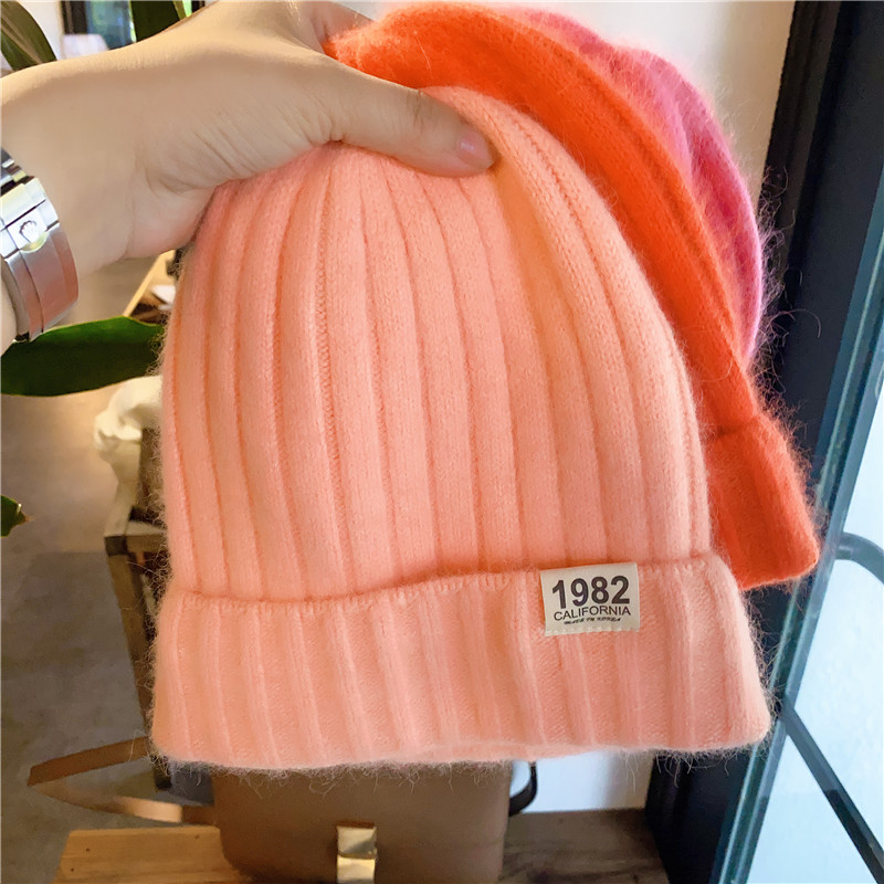 Women's Cute Solid Color Eaveless Wool Cap display picture 17