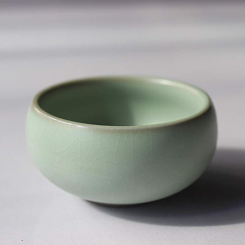 Open piece Ru kiln small tea cup Arhat Kung Fu tea single master cup drinking tea cup retro ceramic home creative Chinese style