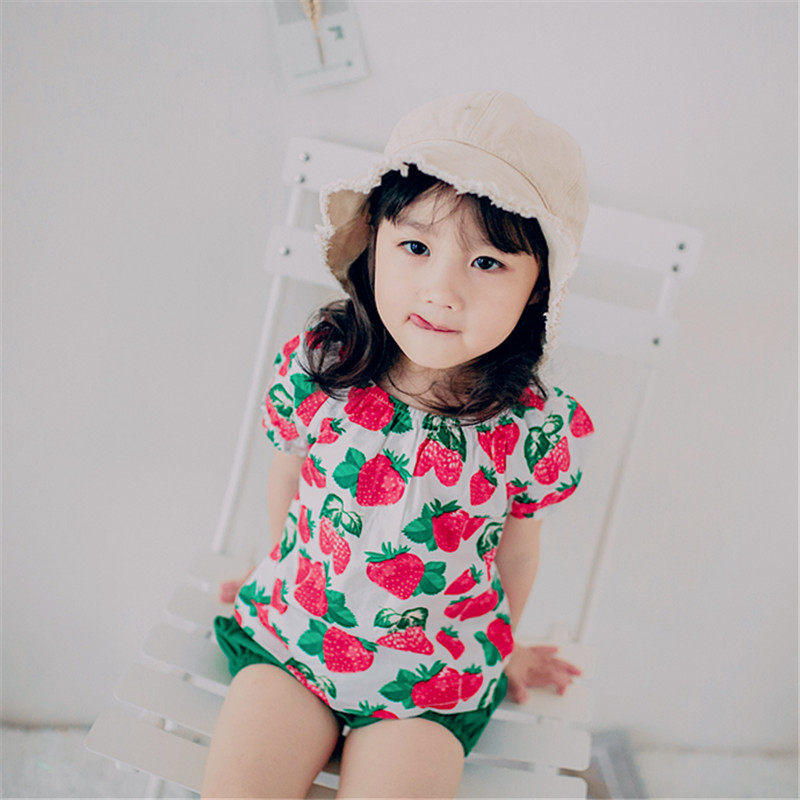 ins exploits summer children's baby cute fruit dolt blouse blouse blouse with lantern shorts suit girl strawberry suit