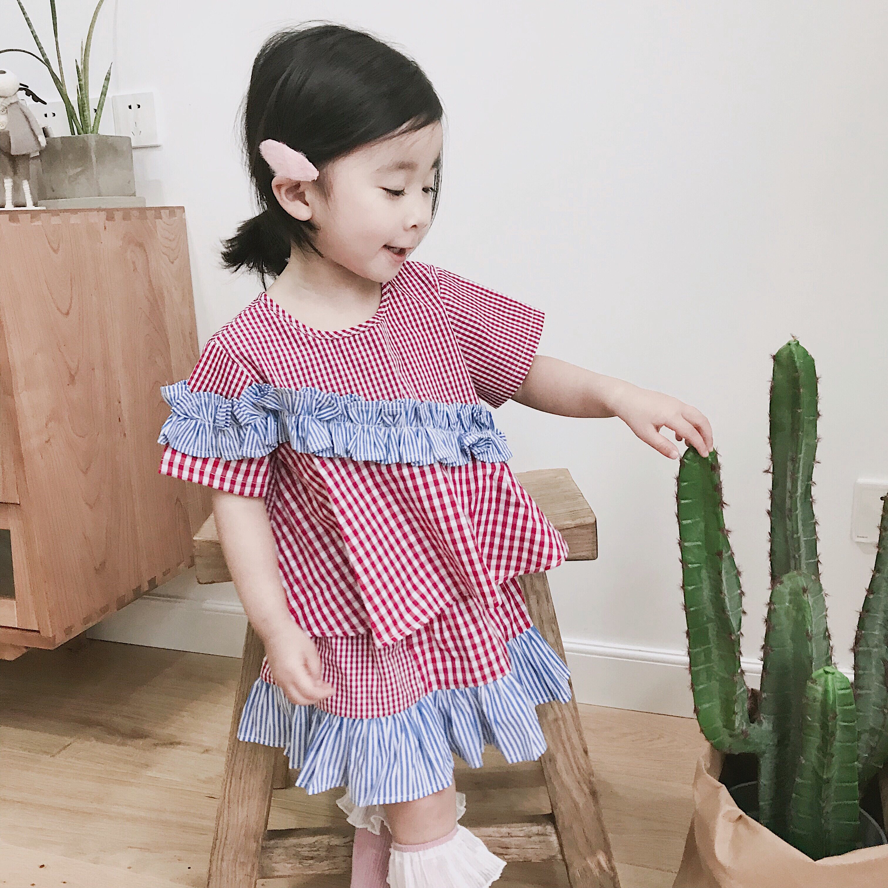 ins-in-summer children's baby lace plaid splicing blouse fluffy skirt suit girl red plaid dress suit