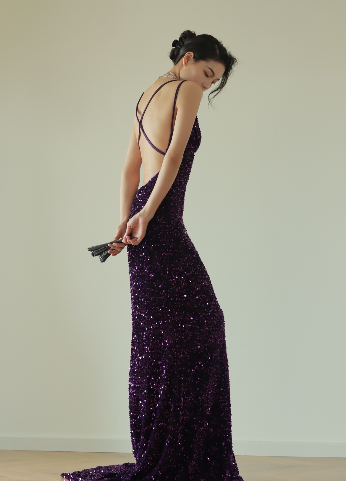 Purple nail sequins, extra-long evening dress, backless Purple nail sequins, extra-long evening dress, backless