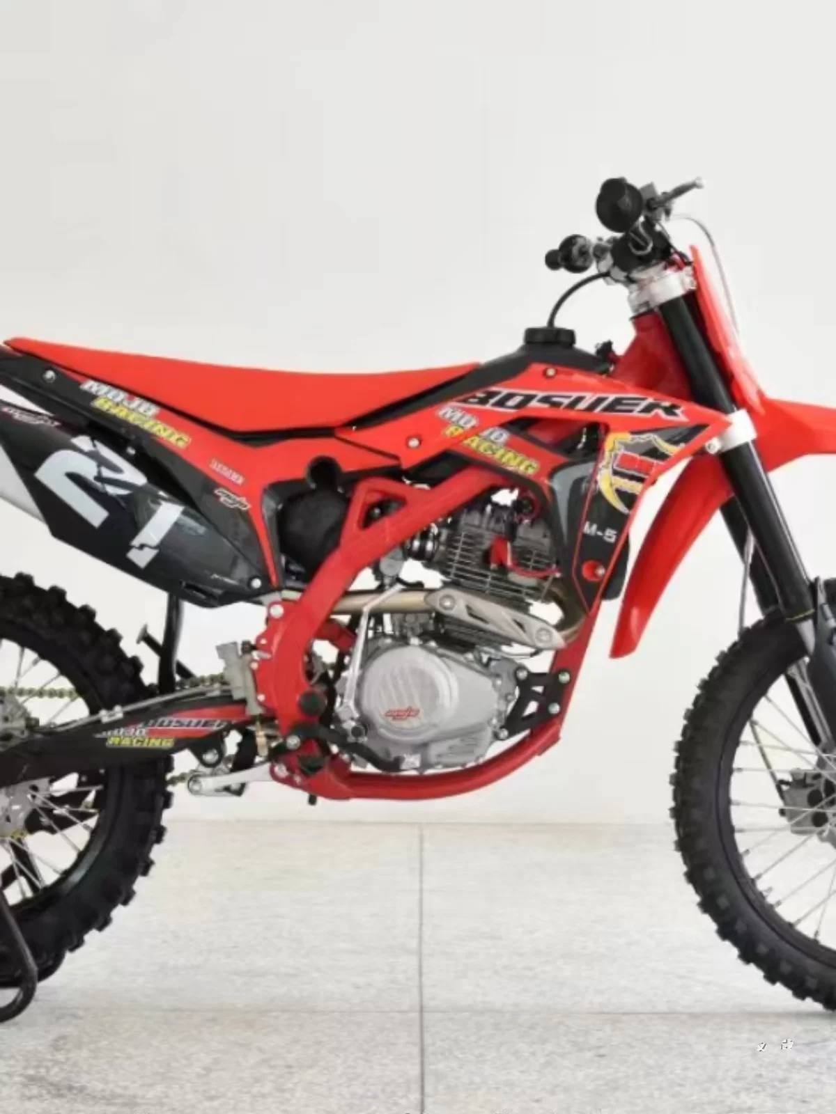 Новый Poser Jian 250CC Горы внедорожник M5 Huayang T4 Gavilin Dao Ratio Ratio Ratio Gao мотоцикл