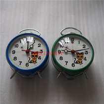 Golden Rooster brand little cat old-fashioned clockwork horseshoe watch Mechanical alarm clock Kitten eyes will move
