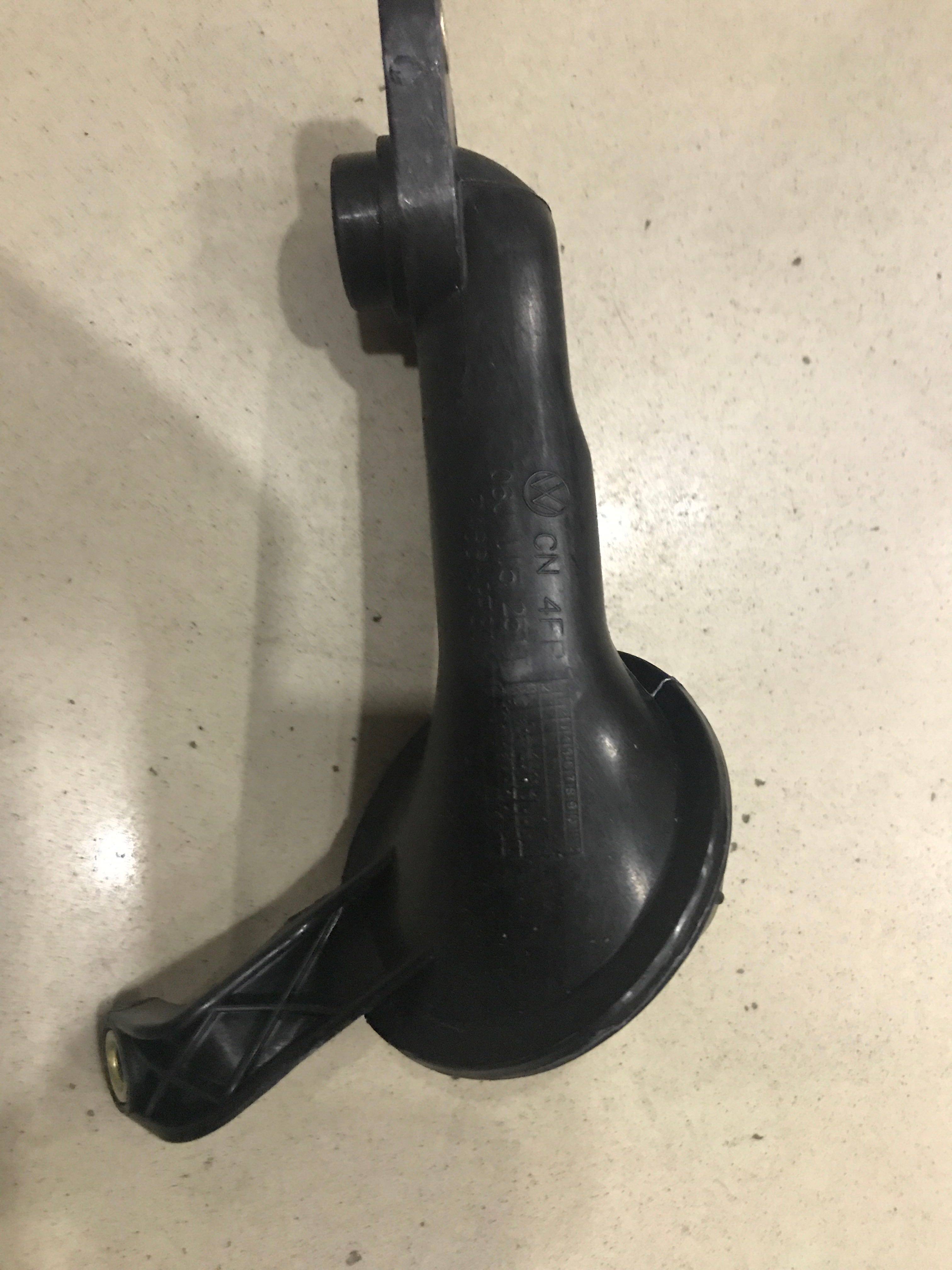 Adapted to the new Passat Tiguan CC Touran Mingrui Haorui CC Sagitar Magotan oil pump filter pump head filter