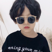 2019 New Childrens retro sunglasses boys summer anti ultraviolet sunglasses baby comfortable eye care glasses