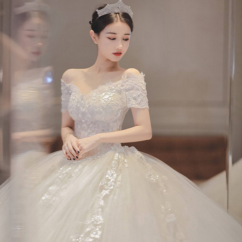 The French word for a shoulder main wedding dress 2022 new temperament bridal extravaganza Extravagant Trailing Arm Princess Palace Wind