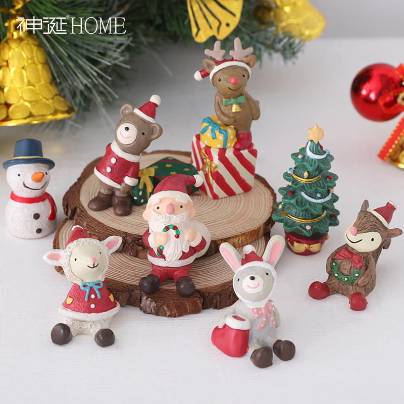 Christmas Day decorations Cute little ornaments Creative room dormitory Shopping mall clothing store display decoration