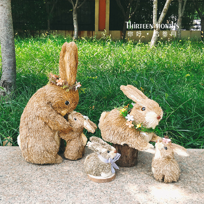 Mother and child are deeply hand - made rabbit window wiring - fitting foreign trade home decoration crafts photography props