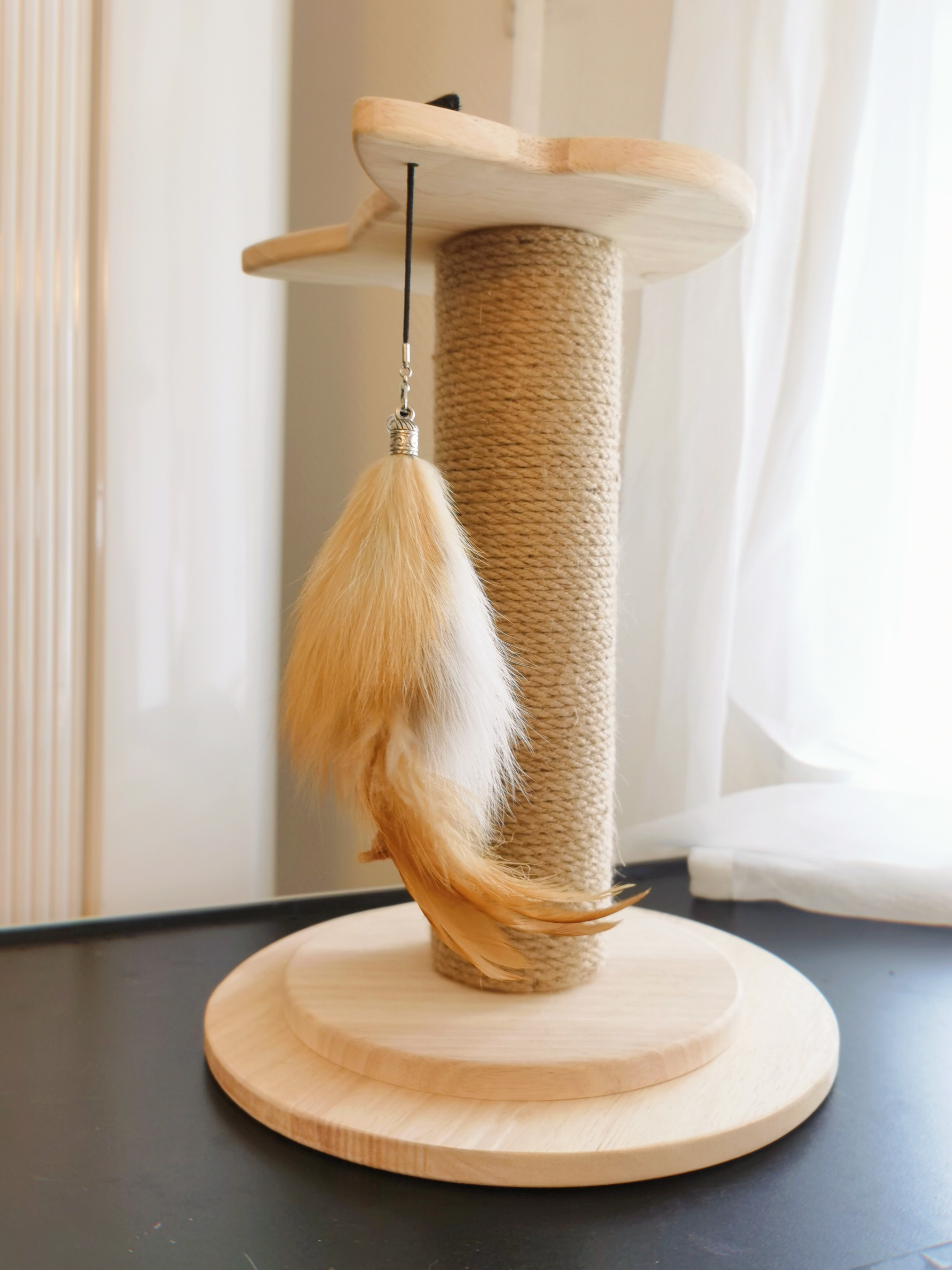 Sisal cat scratching board cat scratching post grinder vertical non-shedding wear-resistant cat climbing frame nest teasing cat toys cat supplies