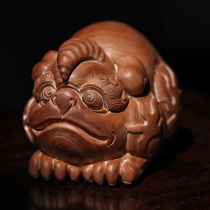 Rui Beast Listen to Indian Old Mountain Sandalwood Carving Handmade Redwood God Beast Ornaments Collection Fine Crafts 8388