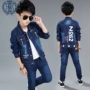 Quần áo bé trai denim phù hợp với áo hai dây 2019 trẻ em mùa xuân mới trong cậu bé lớn phiên bản Hàn Quốc của bộ đẹp trai - Phù hợp với trẻ em cửa hàng quần áo trẻ em