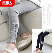 Childrens clothing spring and autumn models Girls leggings Knitted slim-fit outer wear childrens pants Small childrens pants Medium-small childrens pants