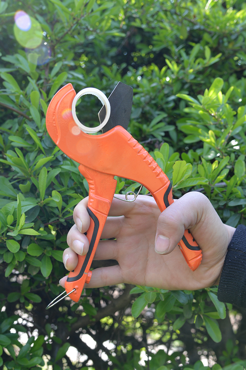 Pipe scissors ppr scissors Professional pipe cutter cut plastic pipe pvc cutting knife tool manual pipe cutting artifact