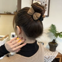 Светло-коричневый