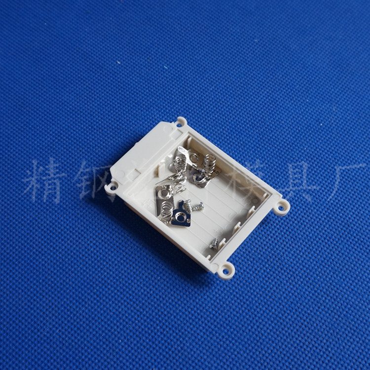 Fine steel plastic mold factory 2-26 small bicolor handheld shell assorted battery case 4 knots 7 battery case spot