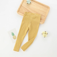 Вязаный полосатый фасон - желтый, можно открыть.