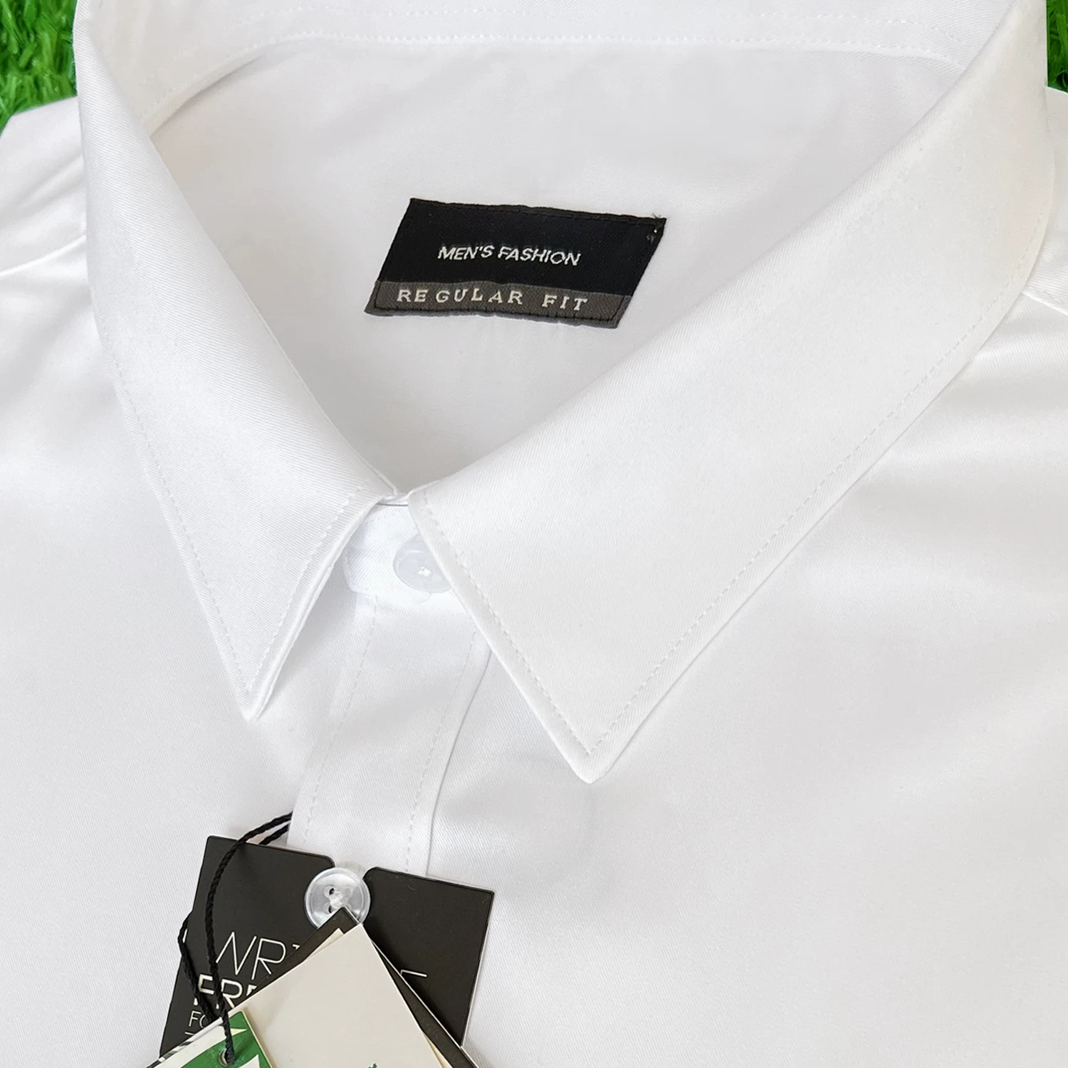 Белая эластичная рубашка, slim fit, с коротким рукавом