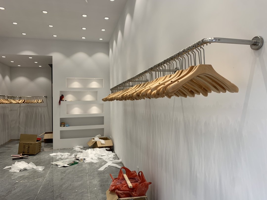 Clothing store on the wall hanging display rack side hanging clothes shelf men and women wall hanging hanger on the wall rack can be customized