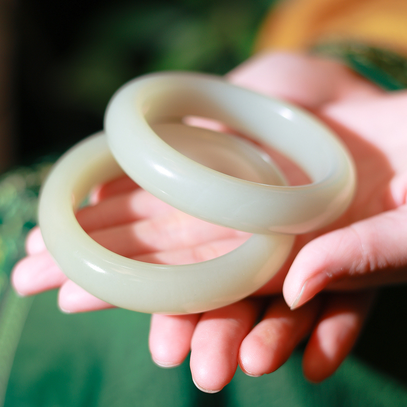 【Brahma Flower】 Xinjiang Qiemo Mountain Material Near the Mine Hetian Jade Bracelet White Jade Round Bar Jade Bracelet Jewelry for Women 【Brahma Flower】 Xinjiang Qiemo Mountain Material Near the Mine Hetian Jade Bracelet White Jade Round Bar Jade Bracelet Jewelry for Women