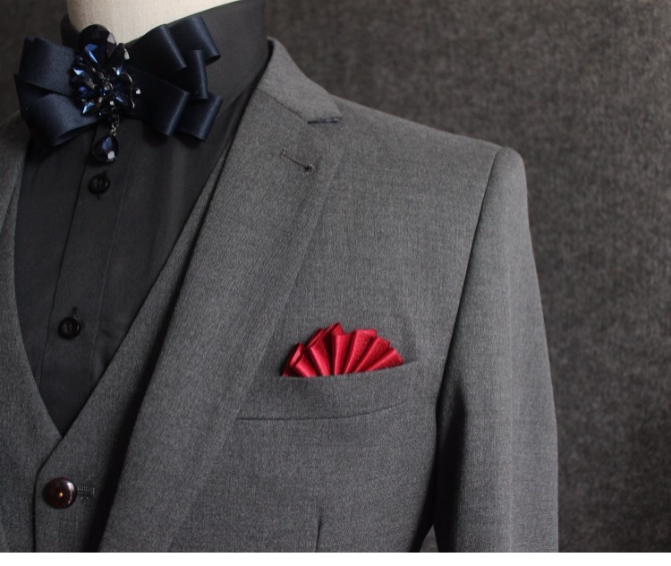 Suit túi khăn cưới phù hợp với khăn vuông ngực khăn cao cấp sử dụng kép nam túi khăn trâm cài Anh huy hiệu kute