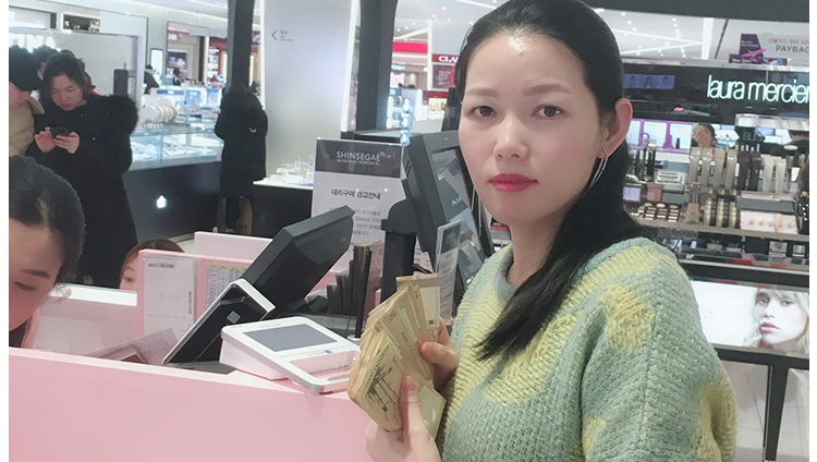 Hàn Quốc quầy da của nó Kem Yi Si ốc sên Yi Si q kem sâm đỏ kem ốc sên Isis hồng sâm chăm sóc da - Kem dưỡng da kem dưỡng da vichy