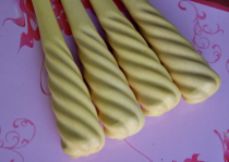 Musical instrument accessories Beijing Erhu accessories Beijing Erhu shaft Jujube wood Beijing Erhu shaft special price sold in pairs 