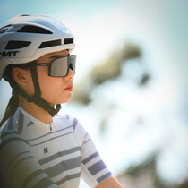 Bike Helmet Male forming road car Helmet Woman Mountain Bike Helmet Safety Helmet Pneumatic Riding Helmet