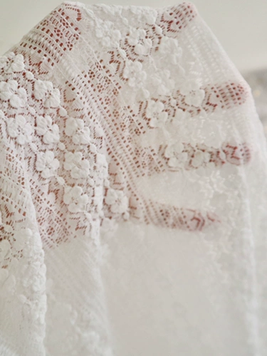 Кружевная эластичная ткань