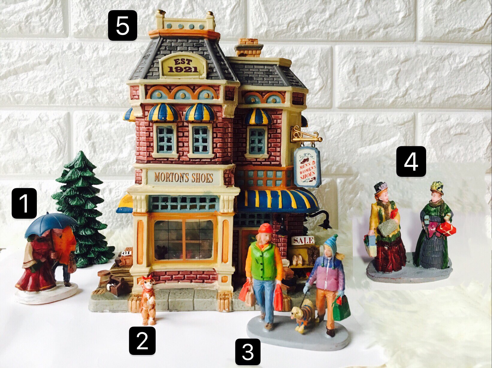 Foreign Trade Outlet European and American Ceramic Town Morden Department Store specializes in women's shoes stores and Street View Resin Pendulum