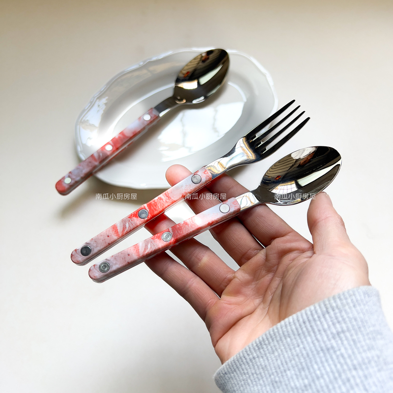 French Bistro Ink Wash Style 304 Stainless Steel Western Cutlery Set, High Aesthetic Value, Luxury Tableware French Bistro Ink Wash Style 304 Stainless Steel Western Cutlery Set, High Aesthetic Value, Luxury Tableware