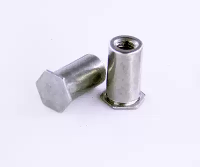 Blind hole riveting stud press riveting cylindrical iron internal thread circular isolation column welding M3 * 9 5 8 pressure riveting stud stud stud