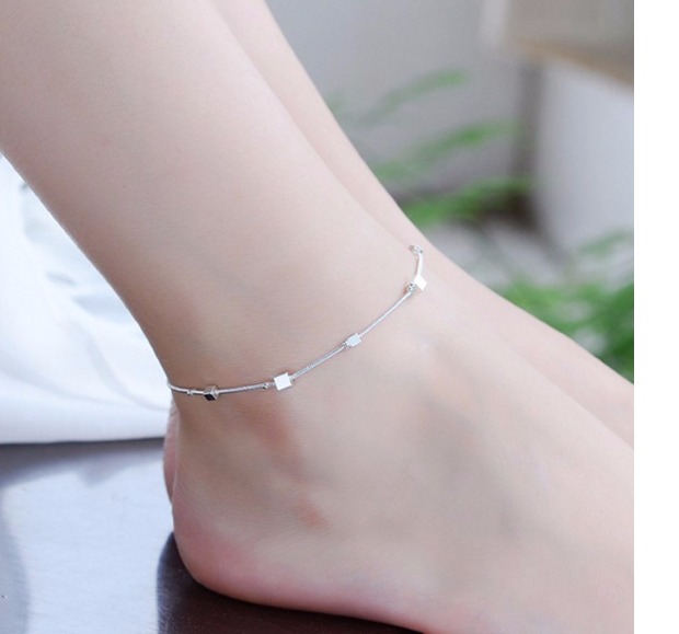 Vòng chân nữ phiên bản tiếng Hàn của nữ sinh đơn giản Sen cá tính s925 bạc năm sinh retro chuông nữ trang nhỏ hoang dã lắc chân nữ inox