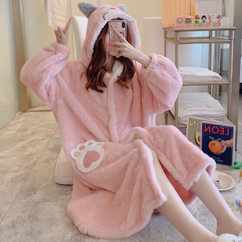 Autumn and winter style sleeping robes Coral Suede Adorable Long Version Thickened Pyjamas bathrobe winter style lenient and large size MM200 catty