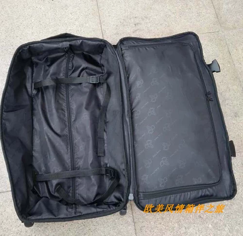 Хоккей, внедорожный дорожный спортивный гоночный автомобиль, вместительный и большой чемодан, снаряжение, в американском стиле, надевается на плечо