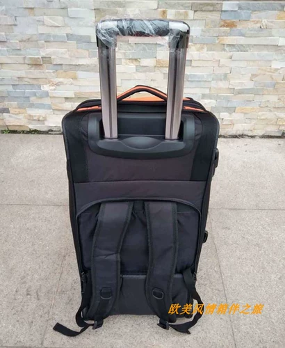 Хоккей, внедорожный дорожный спортивный гоночный автомобиль, вместительный и большой чемодан, снаряжение, в американском стиле, надевается на плечо