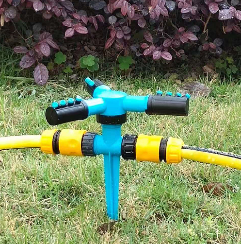 Automatic sprinkler watering sprinkler 360 degrees Rotation water spray Agricultural agricultural irrigation landscaping landscaping lawn cooling 