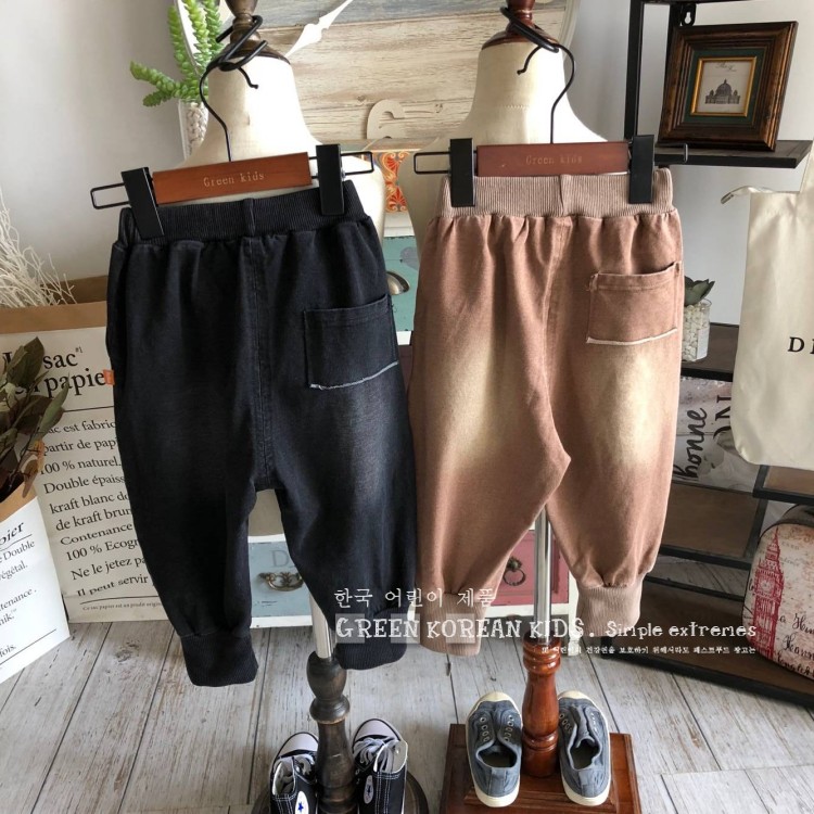 Sản phẩm dành cho trẻ em màu xanh lá cây quần sooc bò trẻ em