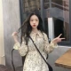 Mùa xuân và mùa hè mới retro nhỏ hoa tươi viền cổ áo ren eo mỏng Một chữ dài váy phụ nữ chân váy trắng