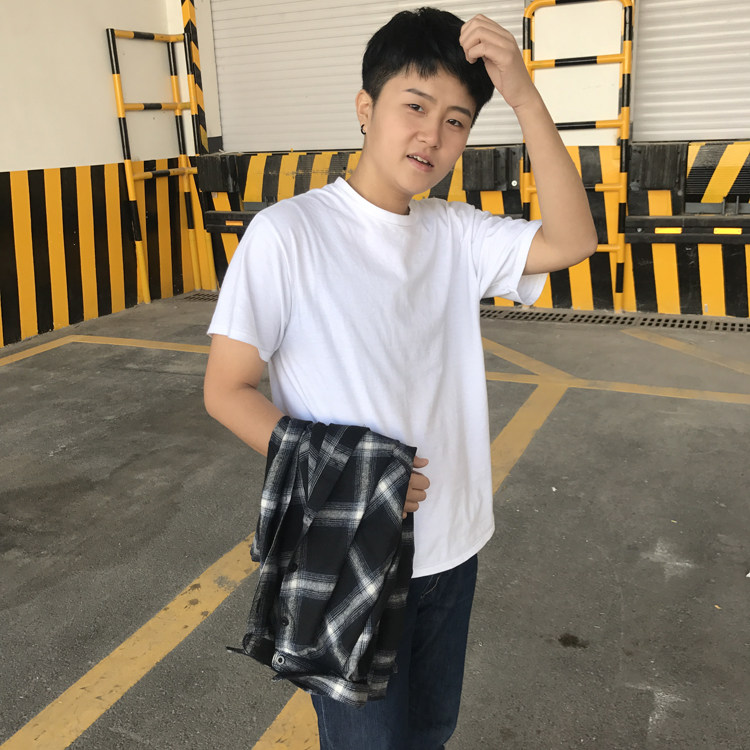 Short sleeve loose thickened pure cotton beating bottom LES handsome T-shirt impermeable fabric small code neutral female black and white half sleeve short sleeve