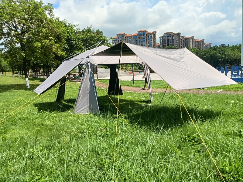 Outdoor Camping Tent with Octagonal Aluminum Poles for Greater Stability, Automatic Canopy Dome, Ideal for Barbecue, Camping, and Road Trips, with Black Coating Outdoor Camping Tent with Octagonal Aluminum Poles for Greater Stability, Automatic Canopy Dome, Ideal for Barbecue, Camping, and Road Trips, with Black Coating