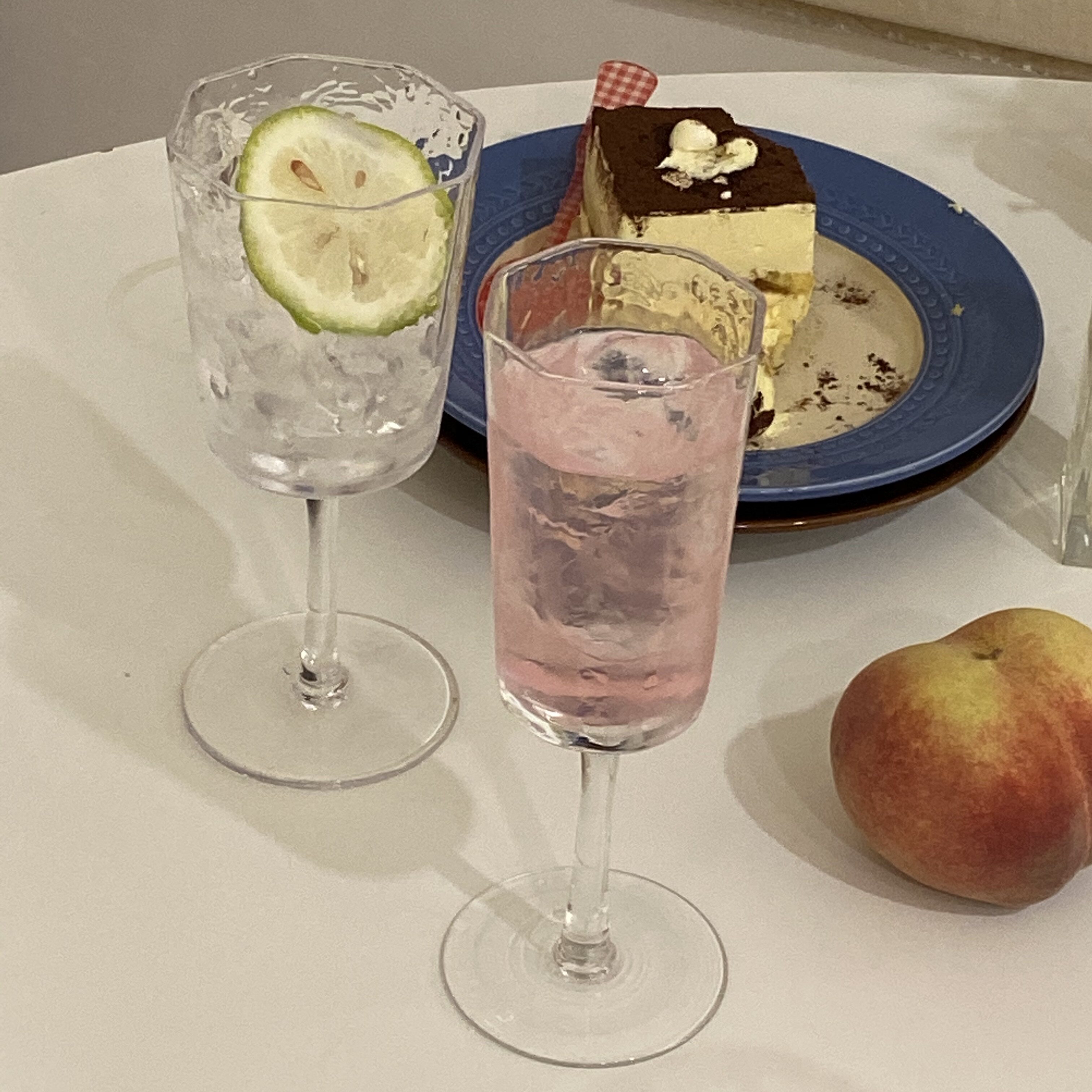 Dew Arafa Anise Hammer with high-footed red wine Champagne glass with glass of wine glass