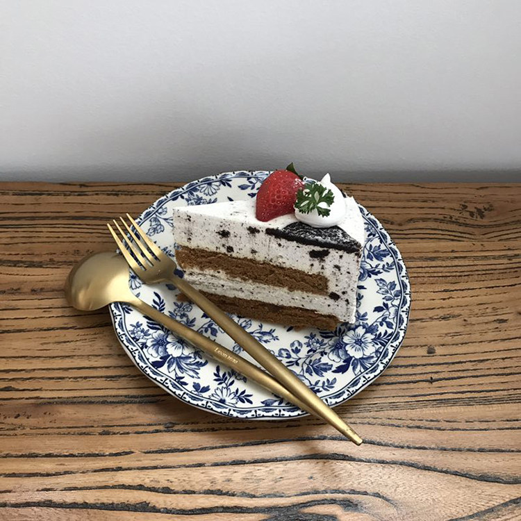 Luaa blue retro pattern cake plate fruit plate