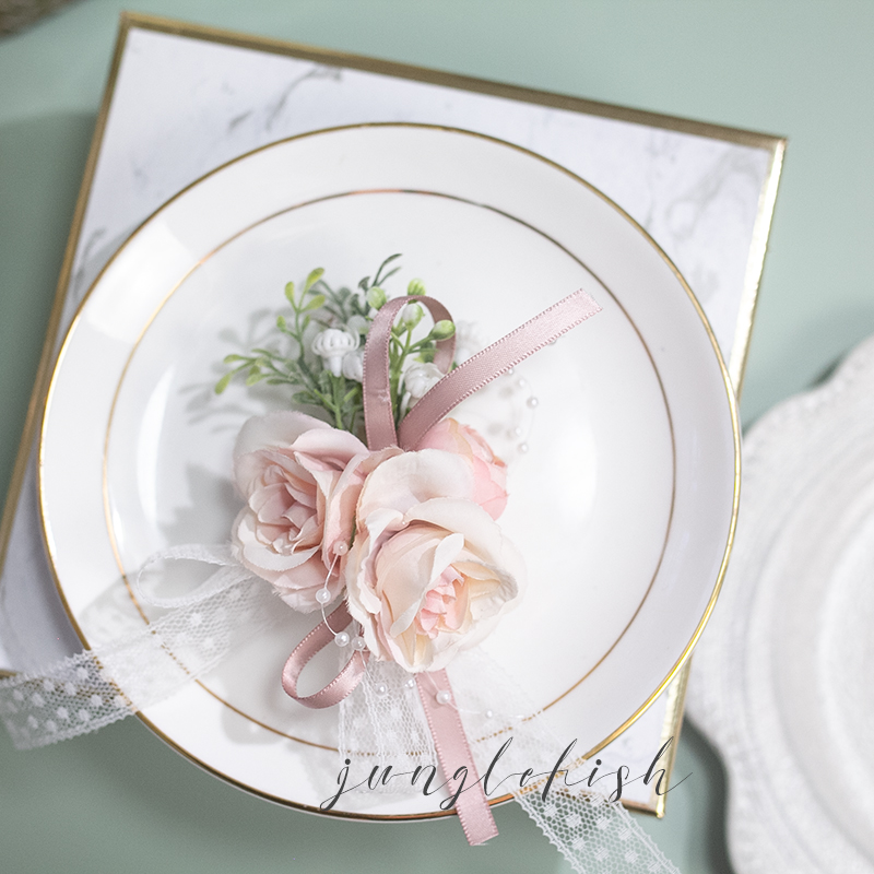 Brooch - WordlessForest Department Watercolor powder bride Bridesmaid Wrist flower groom Lapel flower Sternal flower wedding ceremony External shot prop Europe and America