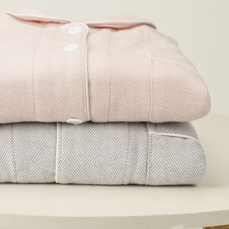 Muej Unprinted Pure Cotton Pajamas for Women, Brushed Velvet Fabric, Autumn and Winter Thickened Flannel Long-Sleeved Couple's Home Wear Set for Men Muej Unprinted Pure Cotton Pajamas for Women, Brushed Velvet Fabric, Autumn and Winter Thickened Flannel Long-Sleeved Couple's Home Wear Set for Men